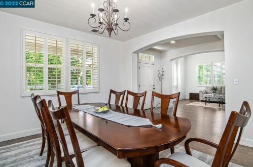 5648 Dresslar Cir, Livermore CA  94550-7194 exterior