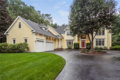 10 Henley Cmns, Farmington, CT 06032-1553