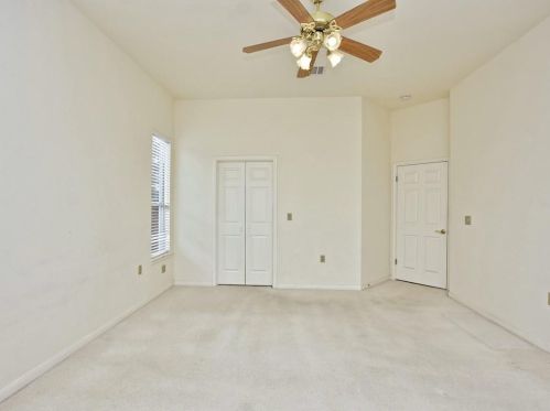 128 Enchanted Dr, Georgetown TX 78633-4534 exterior