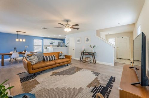 336 Celery Loop, Austin TX  78748-1036 exterior