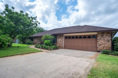6530 Hidden Beach Cir, Orlando, FL 32819-7555