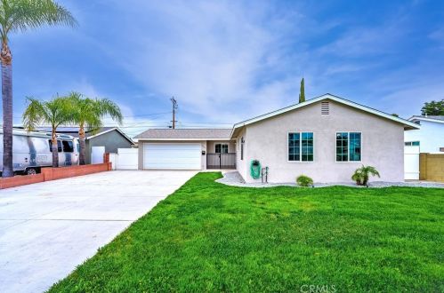 6351 San Francisco Dr, Buena Park, CA 90620-3620