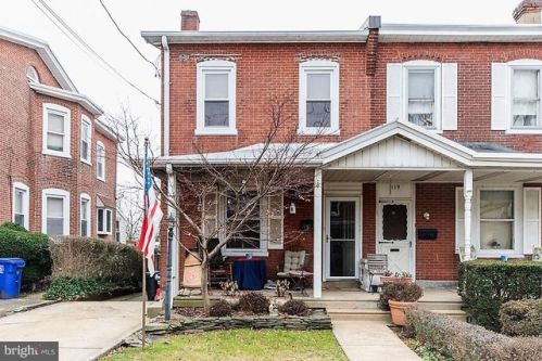 117 Ryers Ave, Cheltenham, PA 19012-2214
