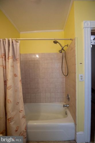 324 New St, Lancaster PA  17602-2051 exterior