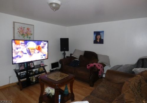 655 Charles St, Perth Amboy NJ  08861-2807 exterior