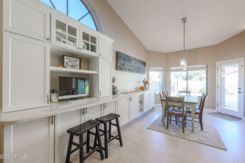 1712 Tulsa St, Chandler AZ  85225-8228 exterior