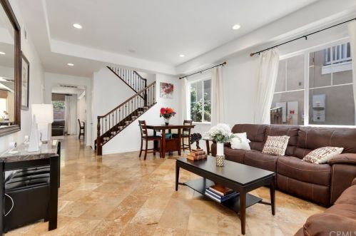 286 Tulip Tree Ave, Orange, CA 92865-1090