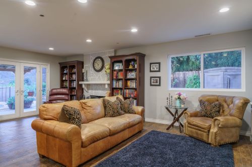 8530 Harwell Dr, San Diego CA  92119-1917 exterior