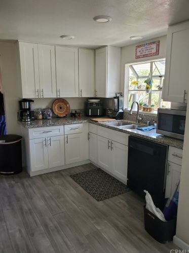 6742 Dove Ln, Riverside CA  92506-5000 exterior