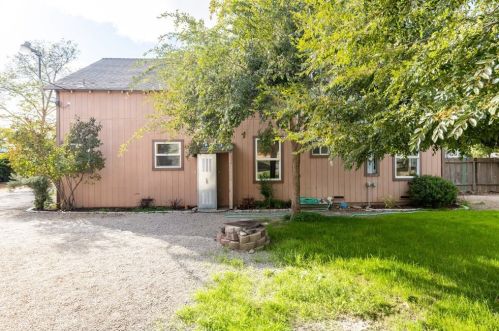 107 Capitol Hill Dr, Lake Nacimiento CA  93446-2730 exterior