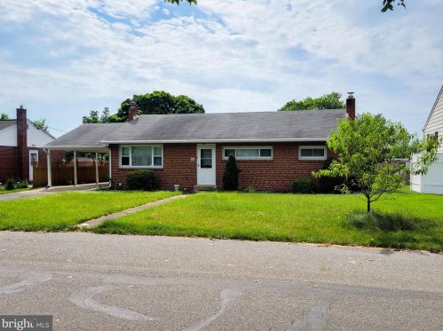 5203 Crestwood Dr, Harrisburg, PA 17109-5559