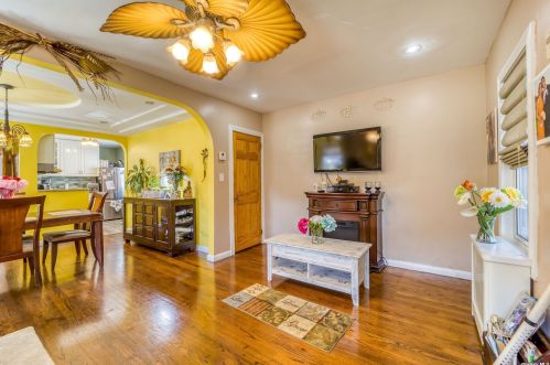 133-60 115th St, Jamaica, NY 11420-1304