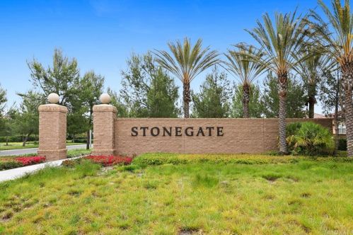 80 Hazelton, Irvine CA  92620-2189 exterior