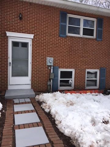 226 Juniper Dr, Etters PA  17319-9405 exterior
