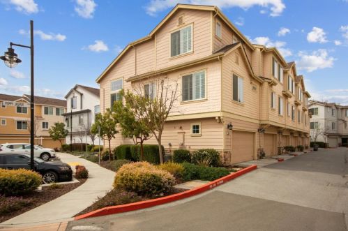 18507 Poppy Jasper Ln, Morgan Hill, CA 95037-7329