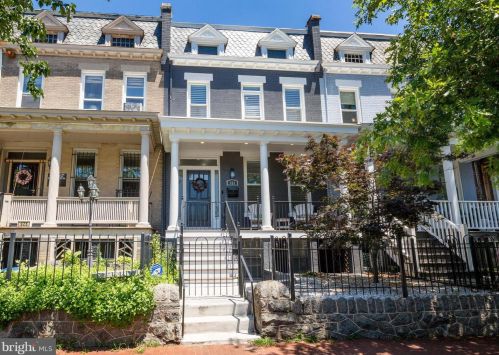 923 11th St, Washington, DC 20003-2813