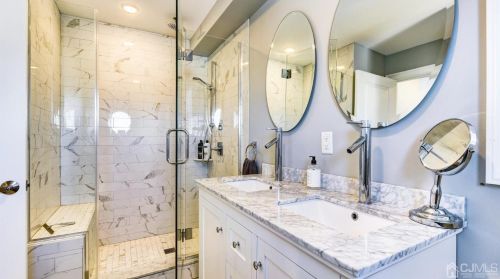 5 Fort Ave, Pelican Island NJ  08751-1512 exterior