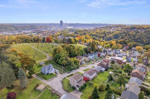 2045 Homestead St, Pittsburgh, PA 15212-1411