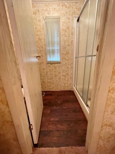 34202 Canal Dr, Pinellas Park FL  exterior