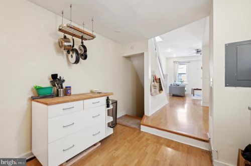 1419 4 St, Philadelphia PA  19147-0059 exterior