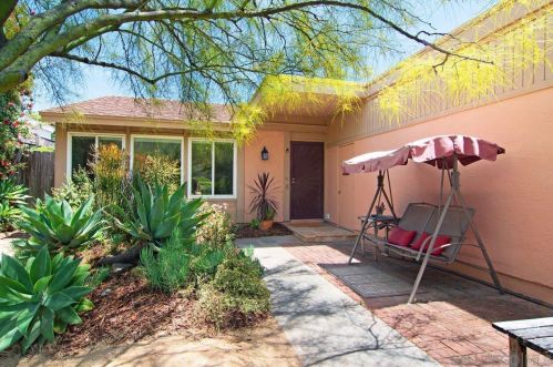 6971 Barker Way, San Diego, CA 92119-1302