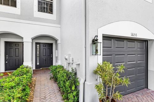 16153 Caldera Ln, Naples FL  34110-2831 exterior