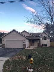 1765 1st Ave, Wausau, WI 54401-1985
