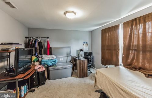 131 Toledo Ln, Willingboro NJ  08046-3722 exterior