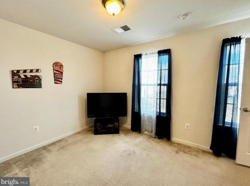 148 Killian Ln, Charles Town WV  25414-4939 exterior