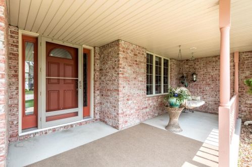 3475 Yorkshire Rd, Green Bay, WI 54311-6101