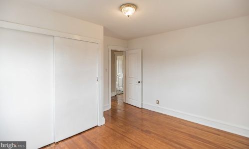 15 Lehigh Ave, Gloucester NJ  08030-1304 exterior