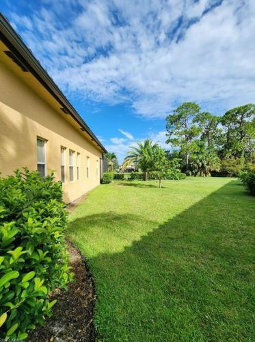 2209 Vardin Pl, Naples FL  34120-0511 exterior