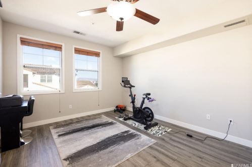 4308 Clarinbridge Cir, Pleasanton CA  94568-7208 exterior