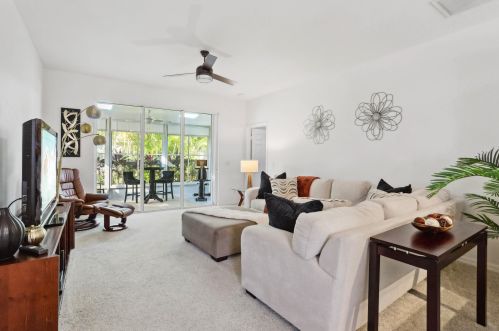 899 Sarria Ct, Fort Pierce FL  34986-1700 exterior