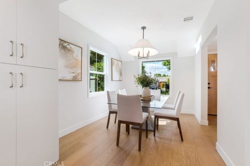 6464 Firmament Ave, Van Nuys CA  91406-6218 exterior