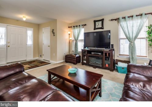 27 Richards Rd, Lawrence Township NJ  08648-1330 exterior