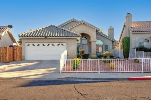 14159 Gray Ln, Victorville, CA 92394-7331