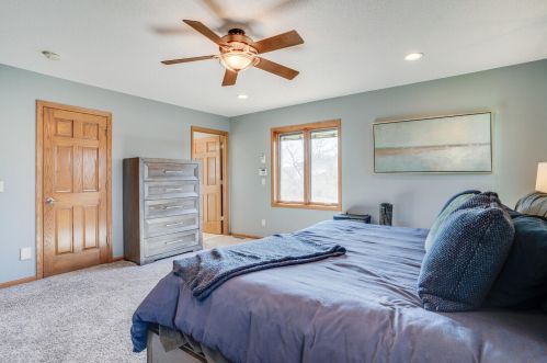 5230 Creekside Pl, La Crosse WI  54601-2296 exterior