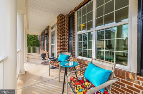 43172 Nikos St, Leesburg, VA 20176-5013