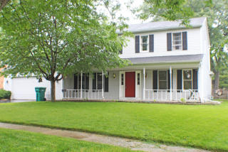 520 Highland Dr, Rossford OH  43460-1029 exterior
