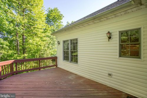 4204 Crooked Stick Ct, Fredericksburg VA  22408-9215 exterior