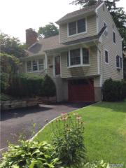4 Beach Ave, Northport, NY 11768-2803