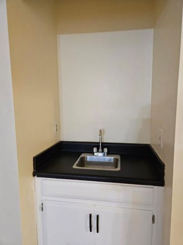 1514 Stoneleigh Cir, Stone Mountain GA  30088-3438 exterior