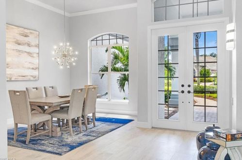 621 Shoreline Dr, Naples, FL 34119-1808