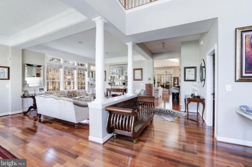 19376 Ml Dm Pl, Leesburg VA 20176-1637 exterior