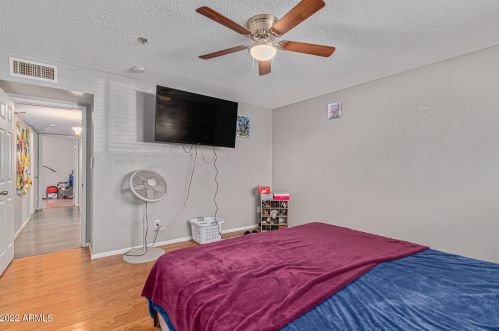 5222 41st Dr, Phoenix AZ  85019-2411 exterior