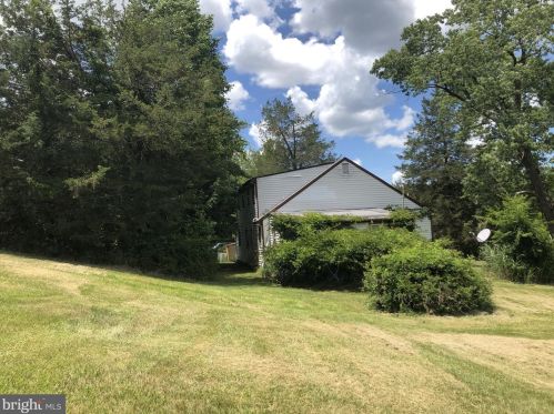 2252 New Bridge Rd, Mineral VA  23117-4821 exterior