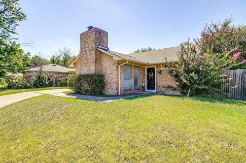 7020 Misty Meadow Dr, Fort Worth, TX 76133-6351