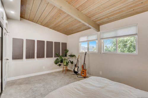 5038 Chaparral Way, San Diego CA 92115-2239 exterior