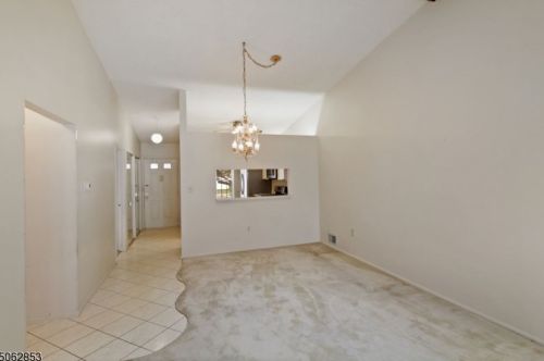 84 Whitehead Ln, East Brunswick NJ  08816-5633 exterior